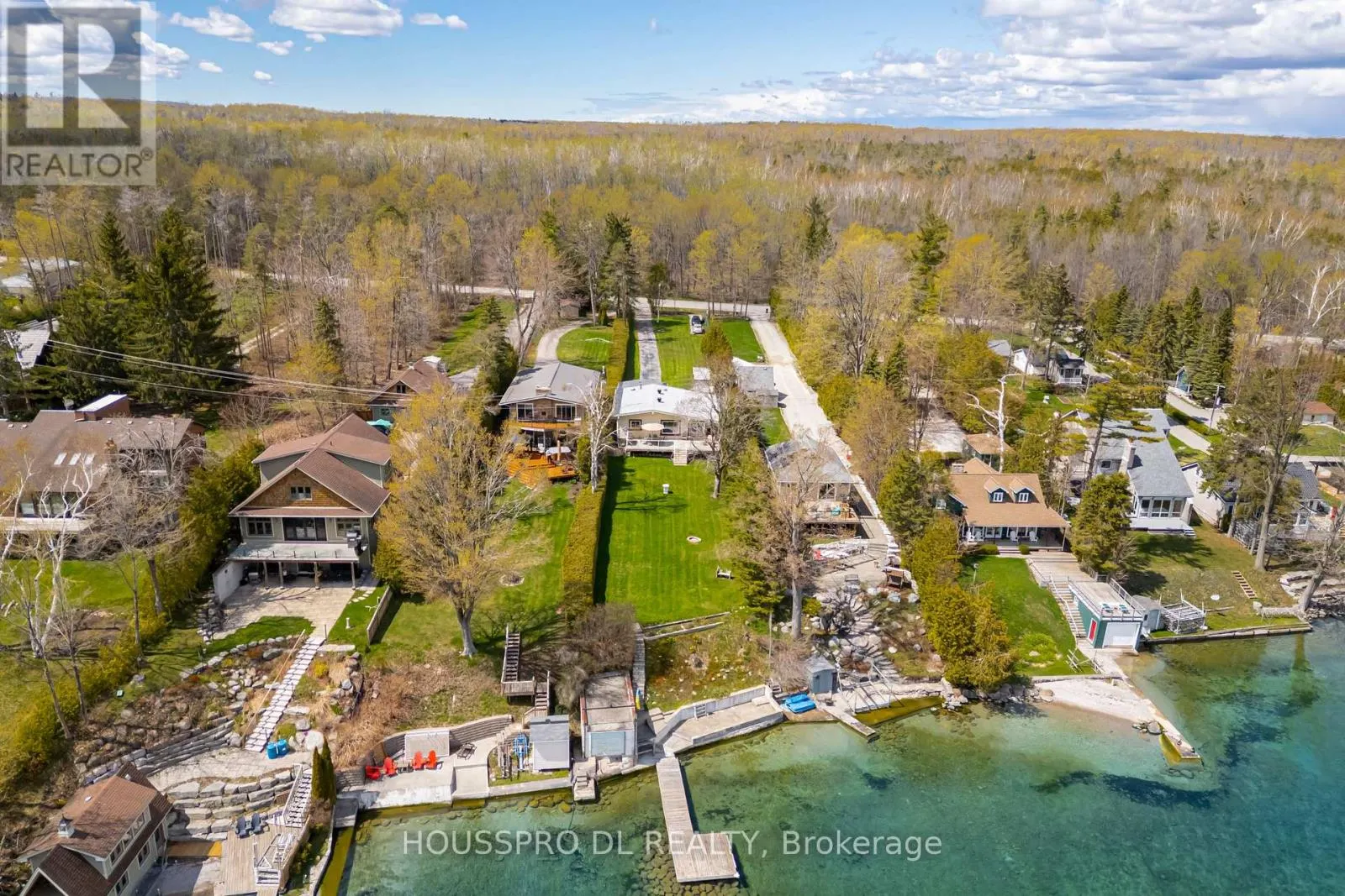 2683 LAKESHORE ROAD E