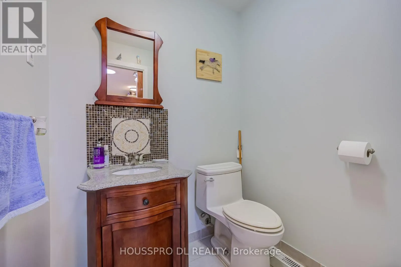 2683 LAKESHORE ROAD E