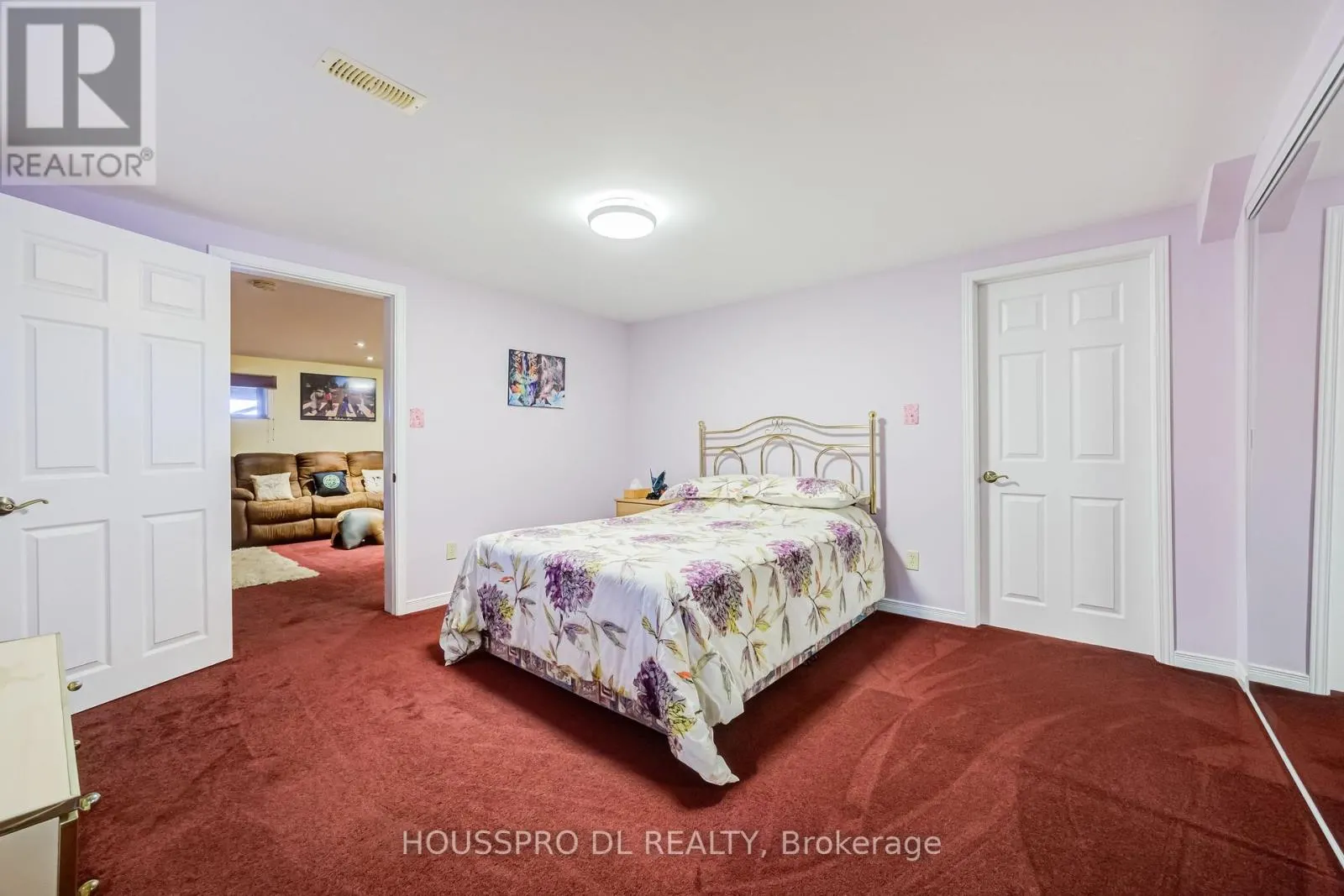 2683 LAKESHORE ROAD E