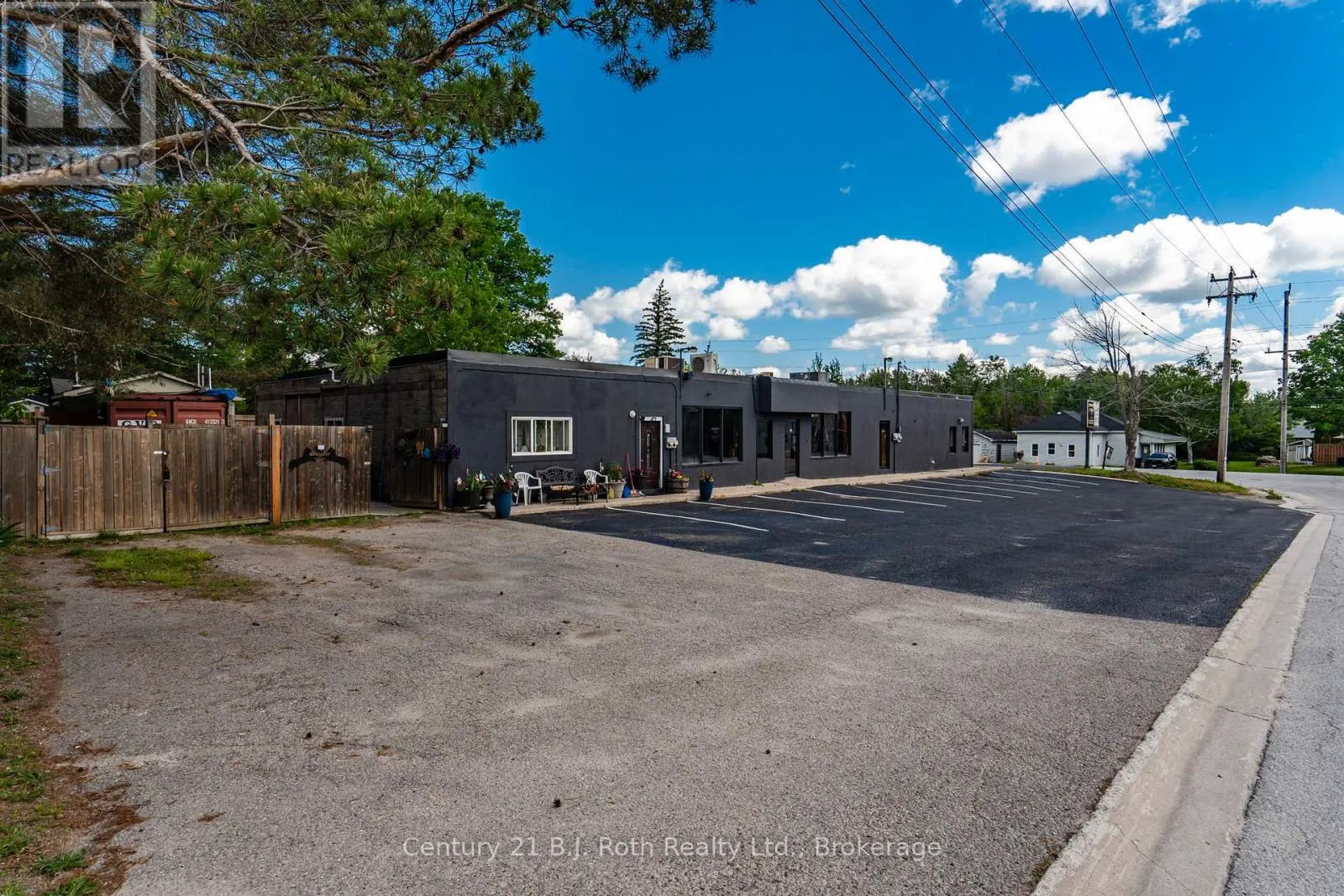 2 - 338 PARK STREET #2
