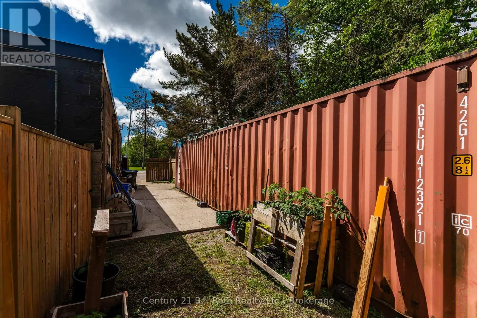 2 - 338 PARK STREET #2