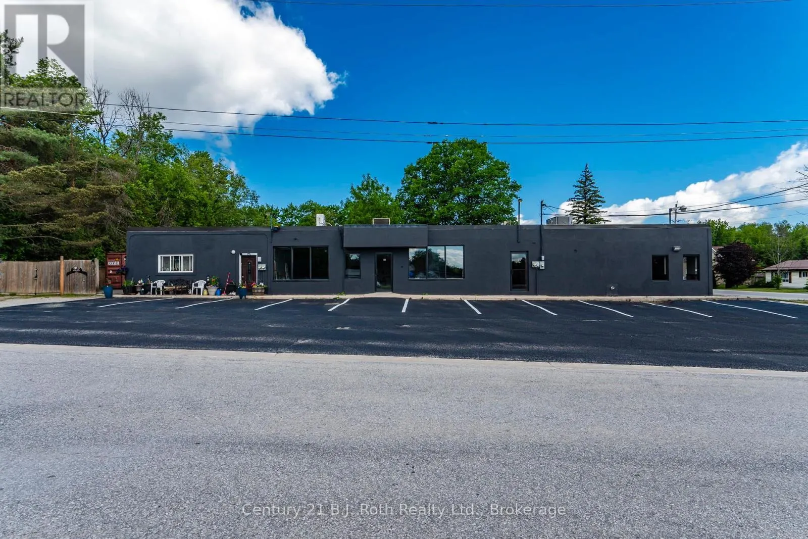 2 - 338 PARK STREET #2