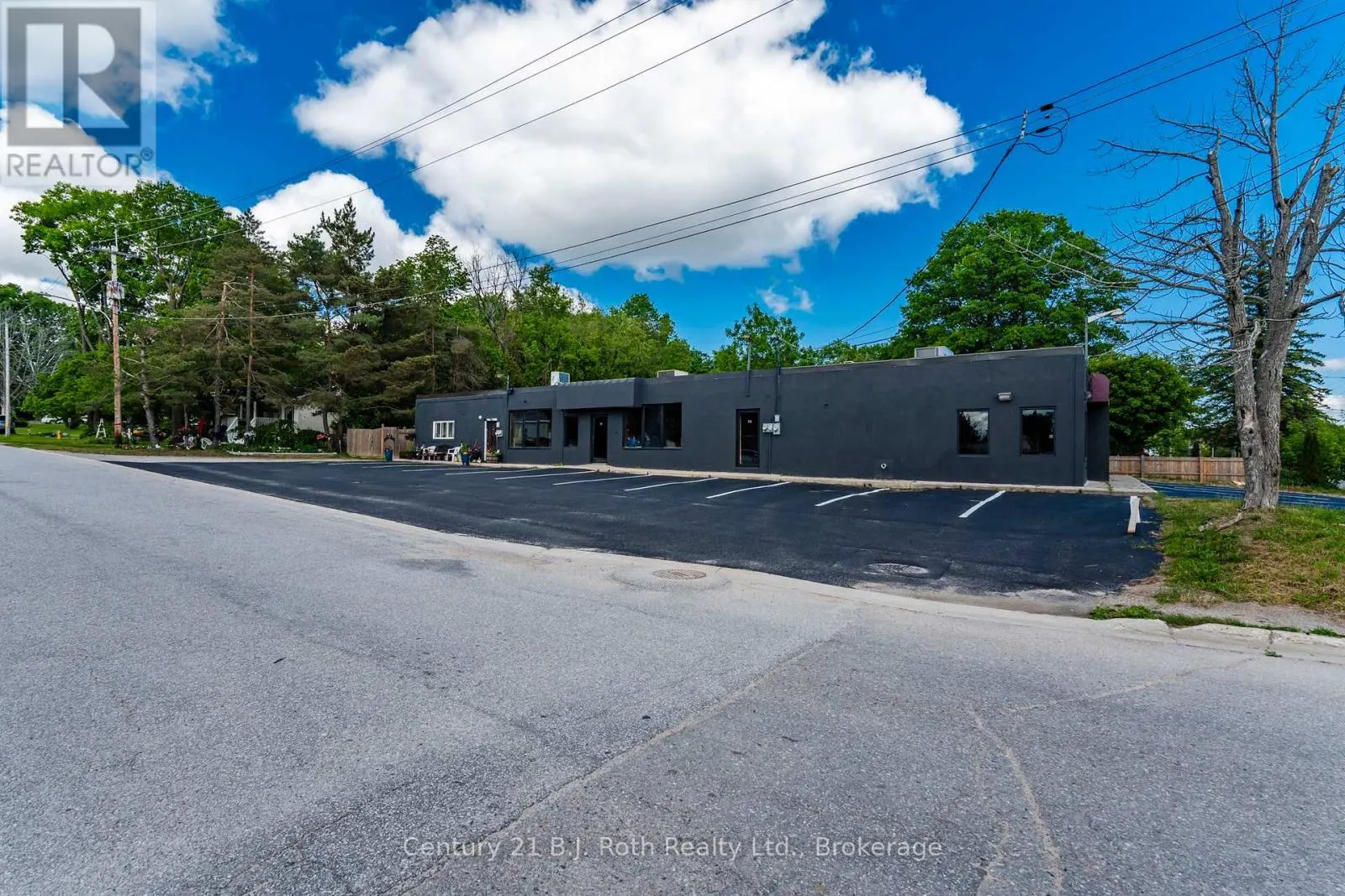 3 - 338 PARK STREET #3