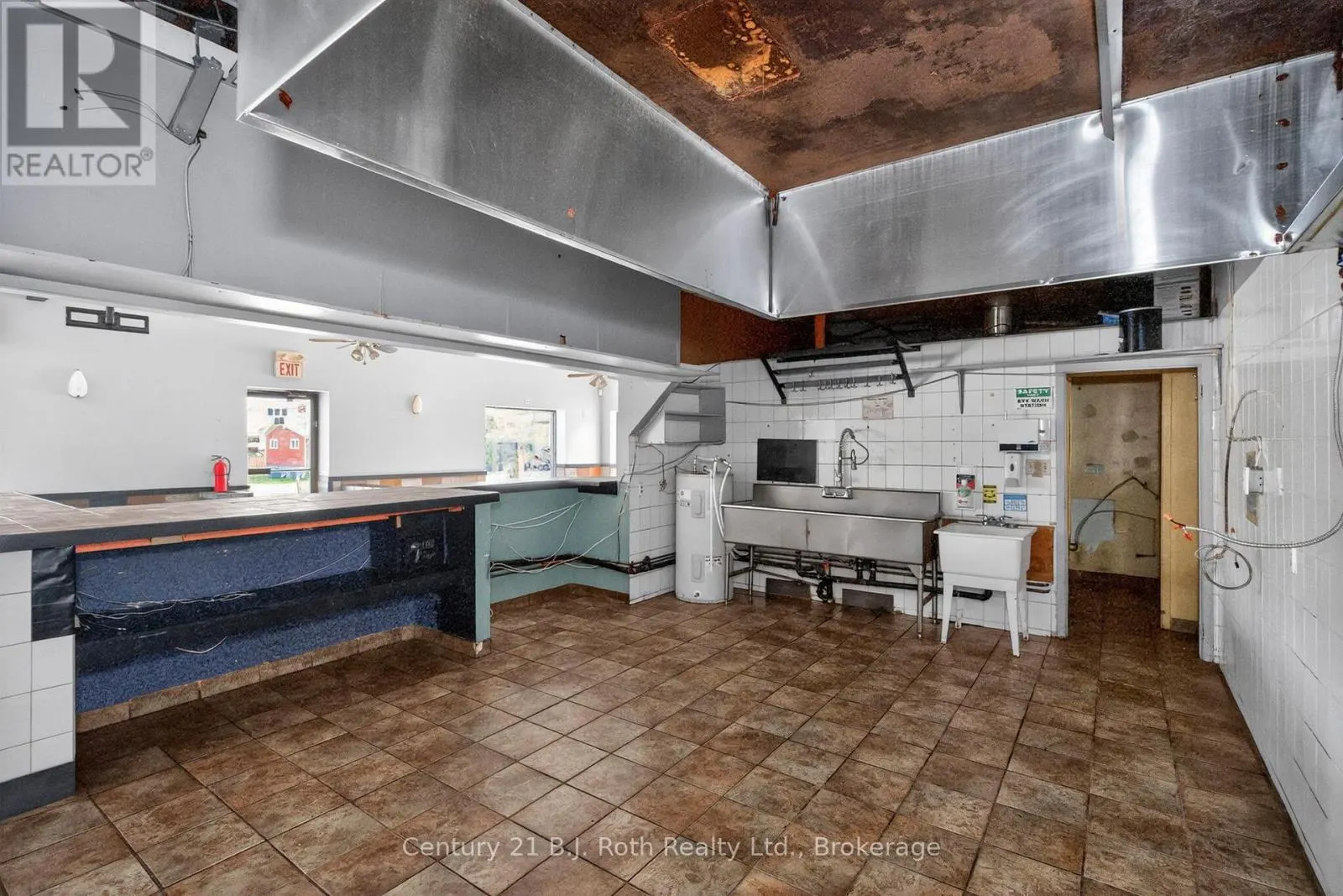 3 - 338 PARK STREET #3