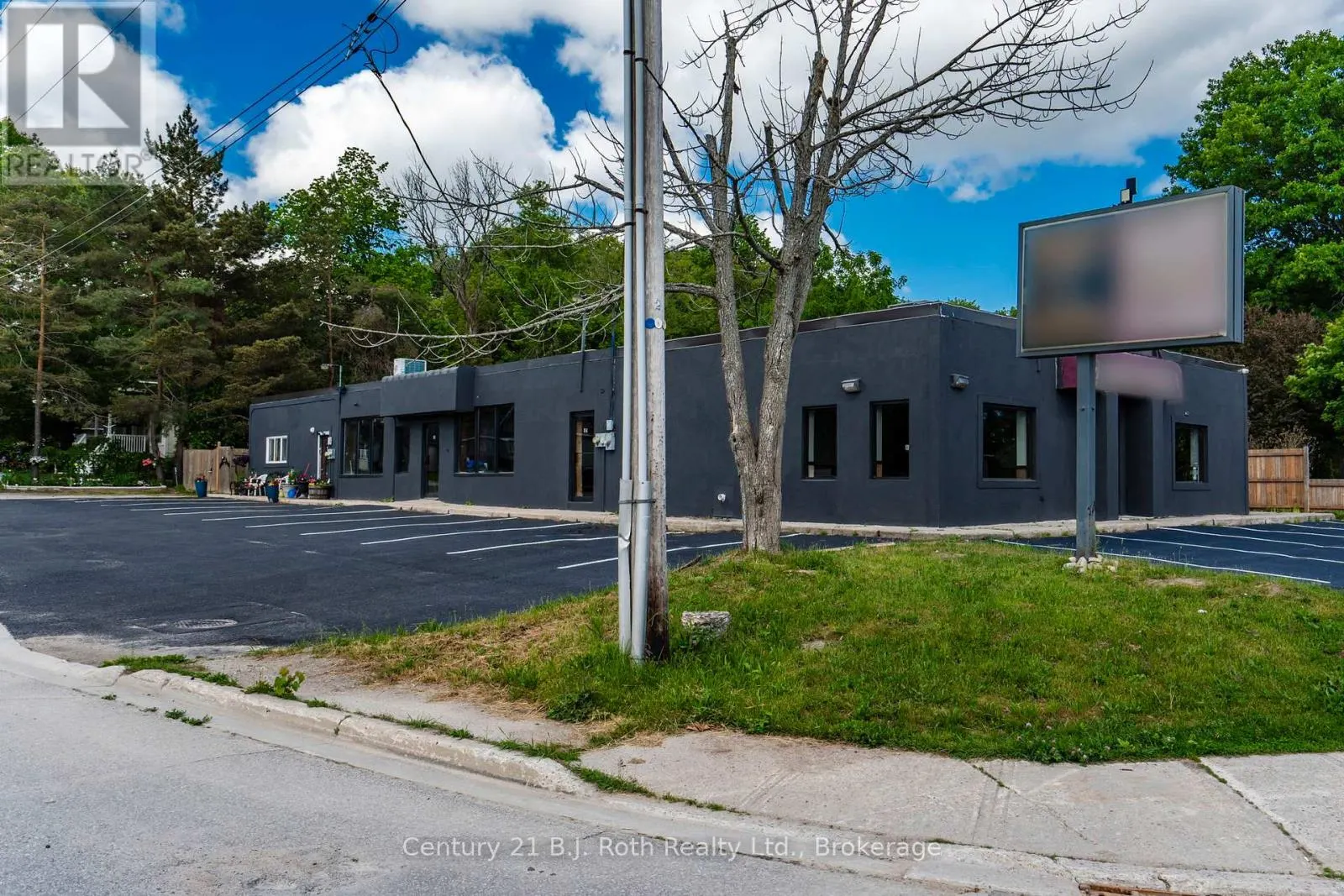 3 - 338 PARK STREET #3