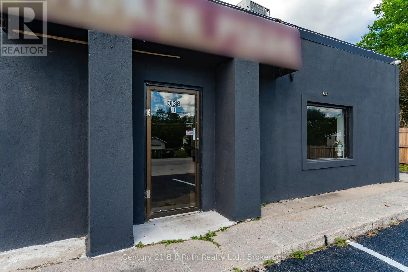 3 - 338 PARK STREET #3