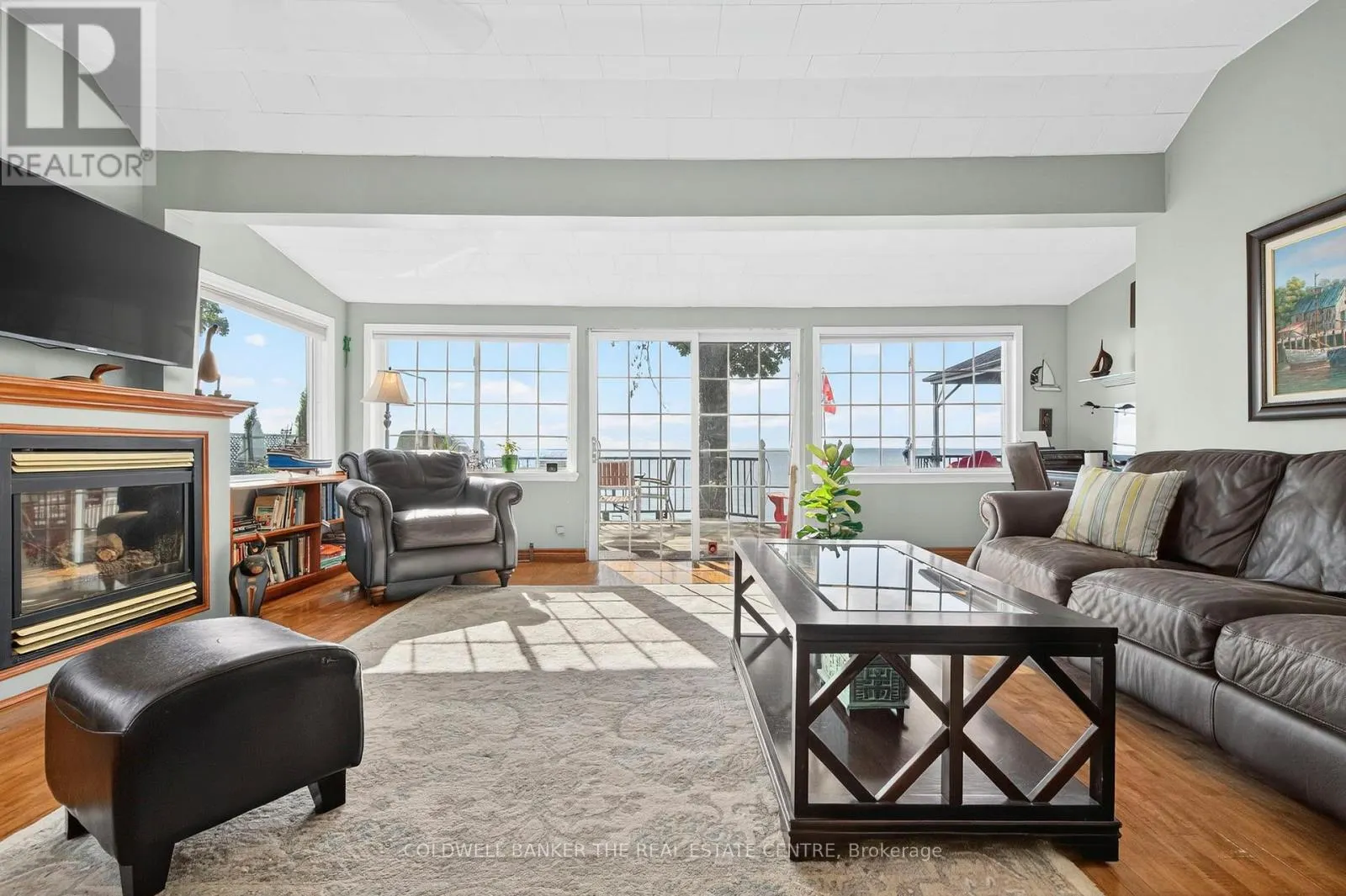 115 LAKESHORE ROAD W