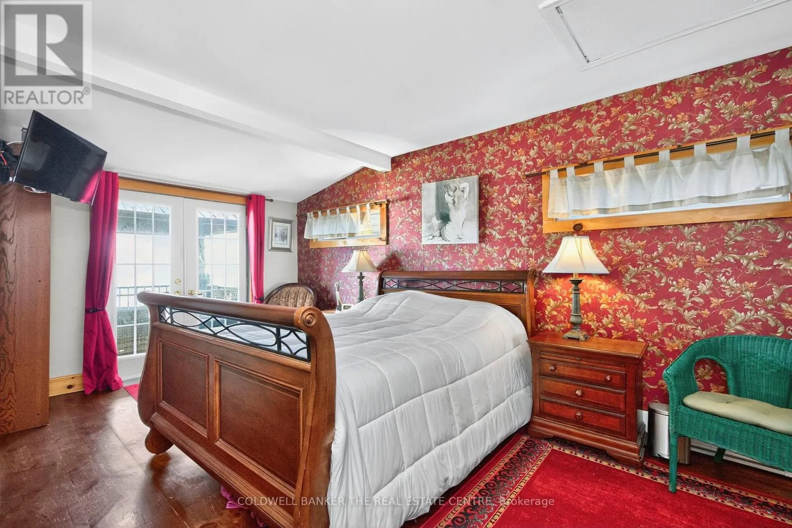 115 LAKESHORE ROAD W