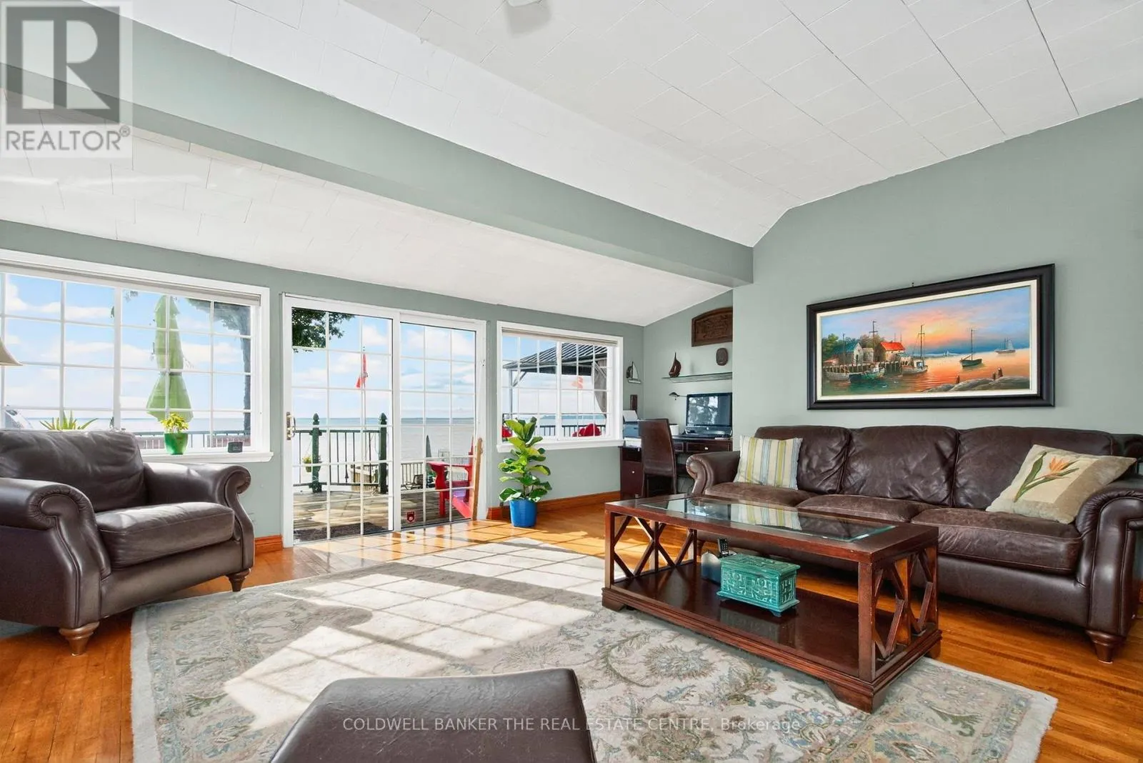115 LAKESHORE ROAD W