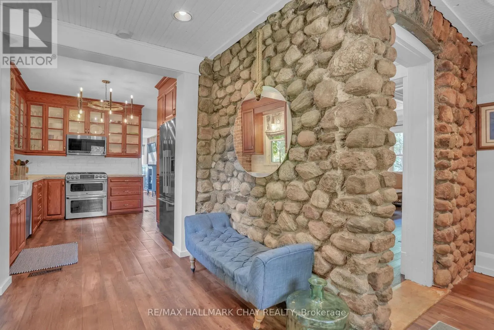 2473 RONALD ROAD