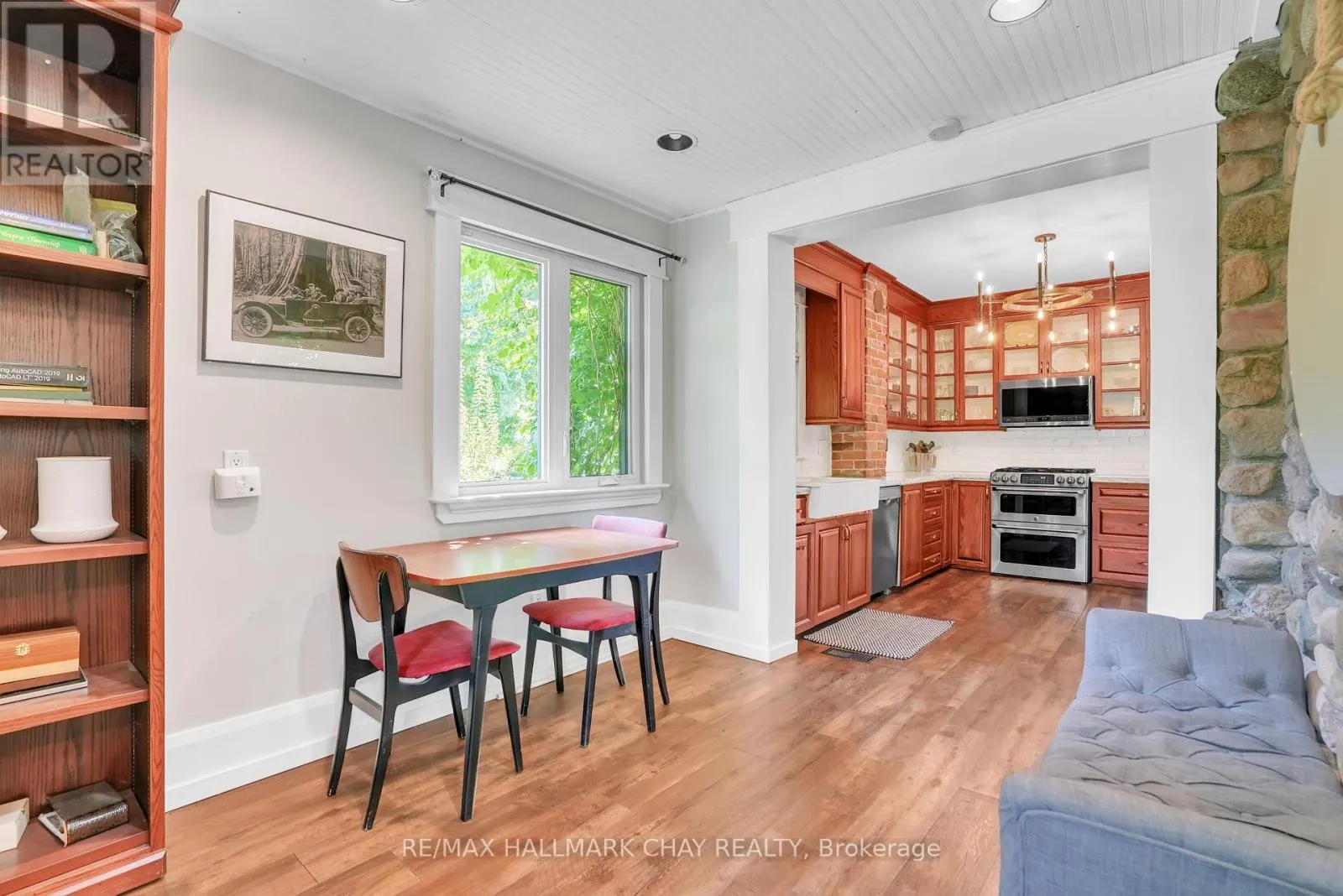2473 RONALD ROAD