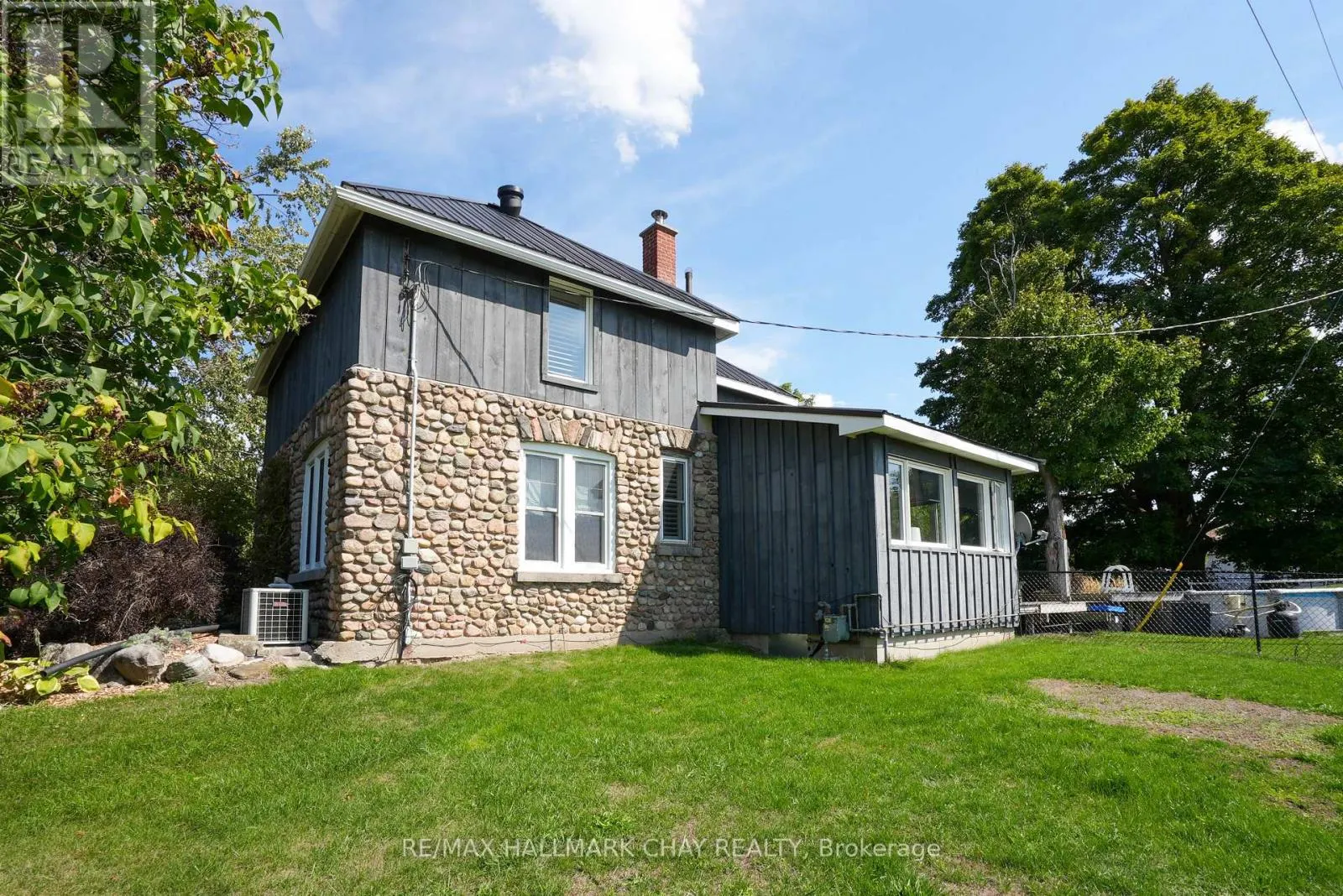 2473 RONALD ROAD