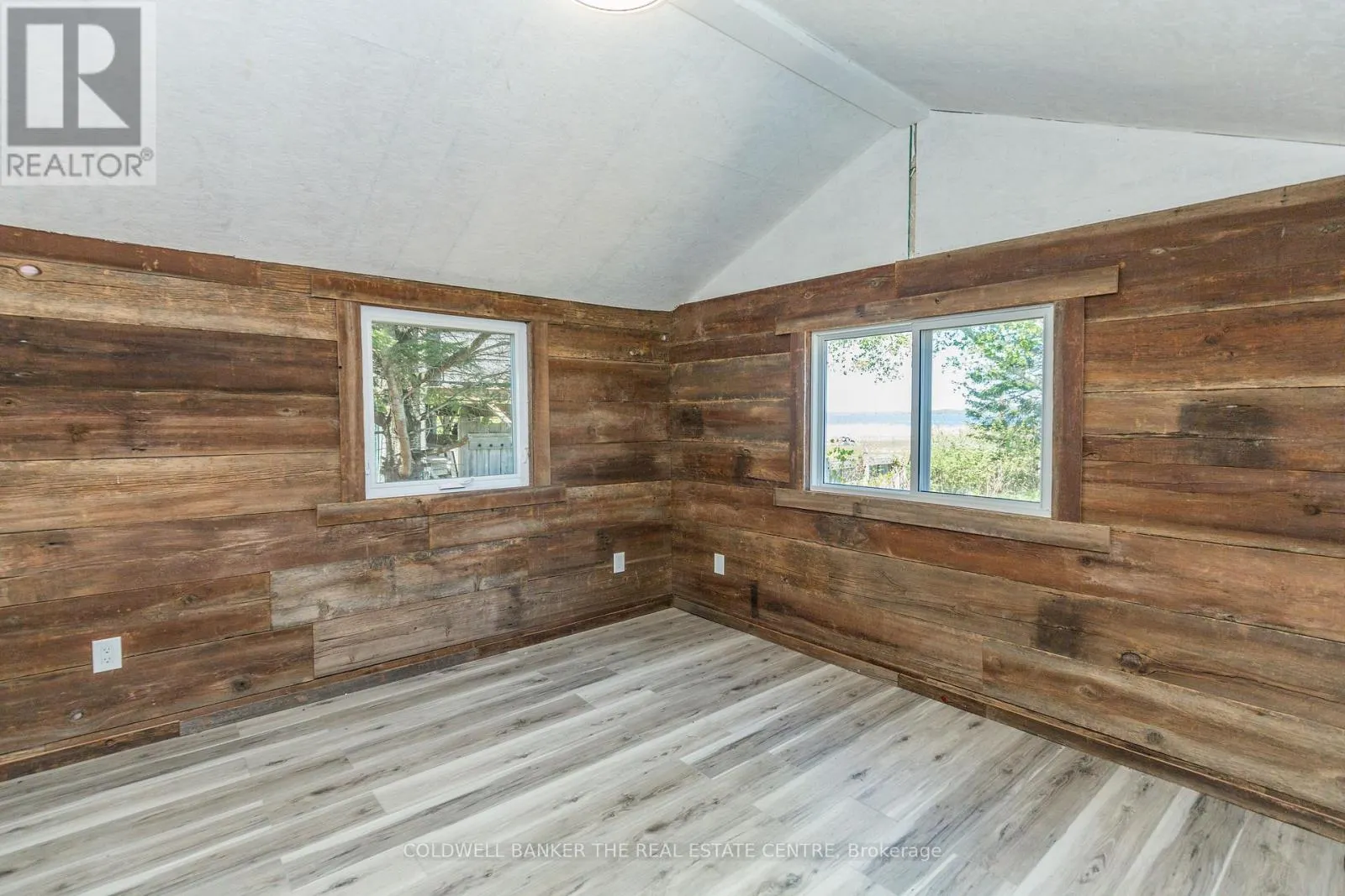 121 MASKINONGE ROAD