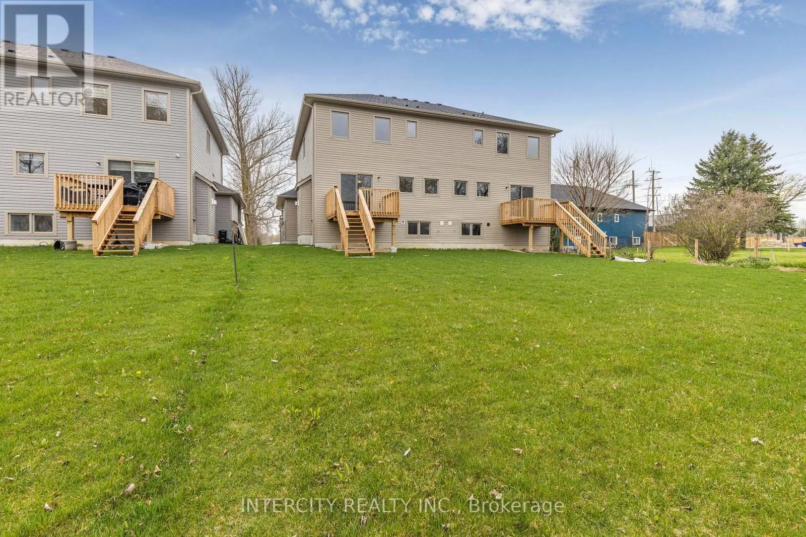 345 QUEBEC STREET