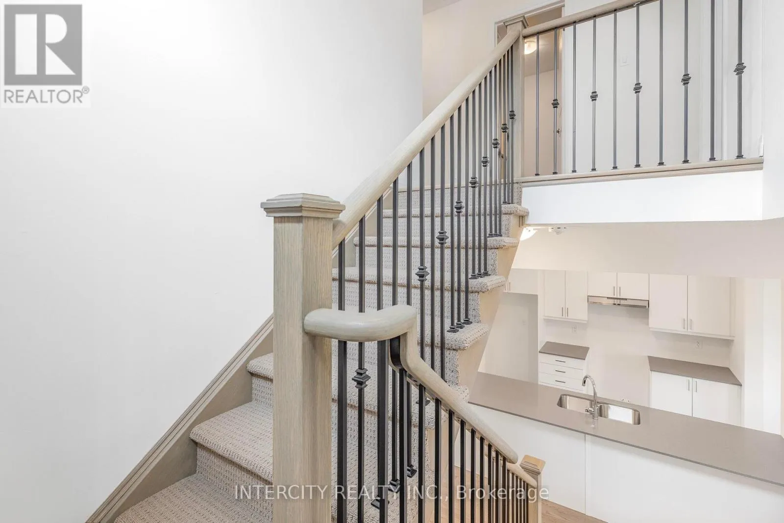 345 QUEBEC STREET