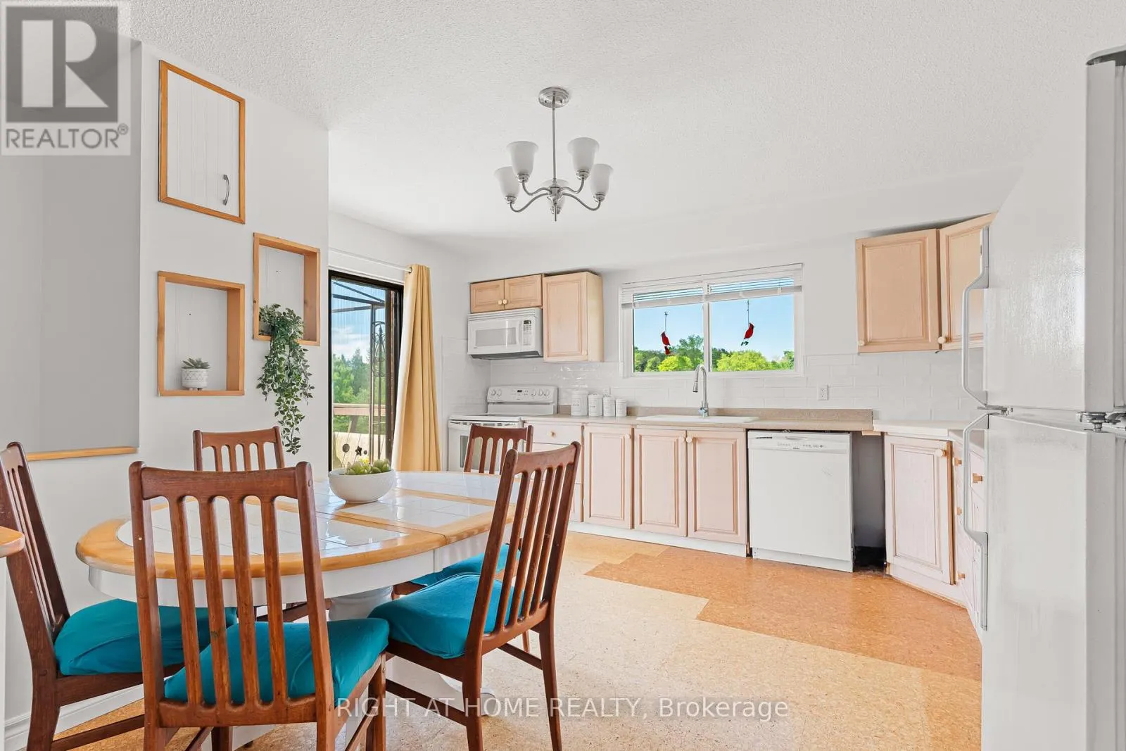 5896 SUNNIDALE CONCESSION 5 ROAD
