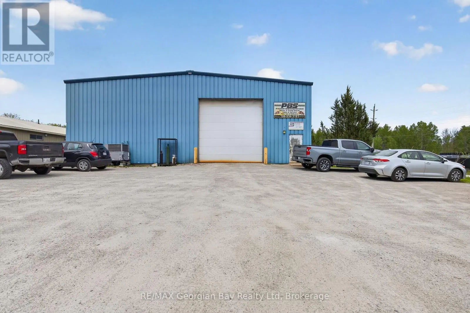32 INDUSTRIAL ROAD