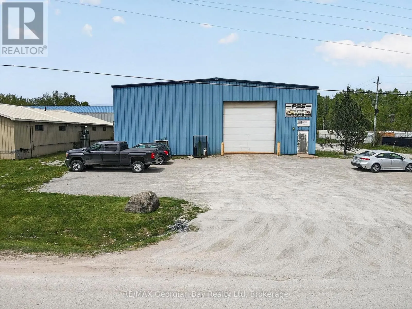 32 INDUSTRIAL ROAD