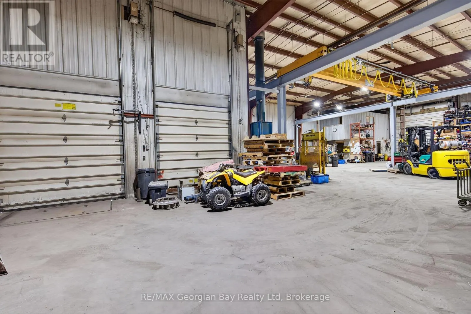 32 INDUSTRIAL ROAD