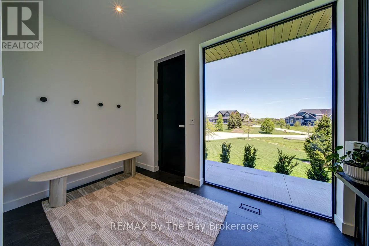 18 RAINTREE COURT