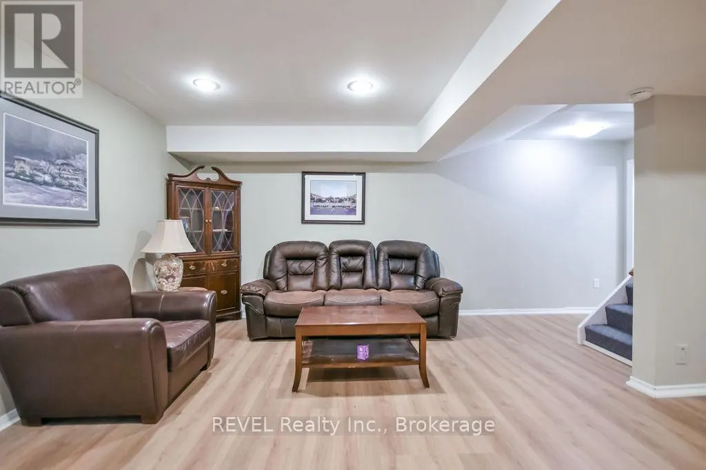 179 LUCKPORT CRESCENT