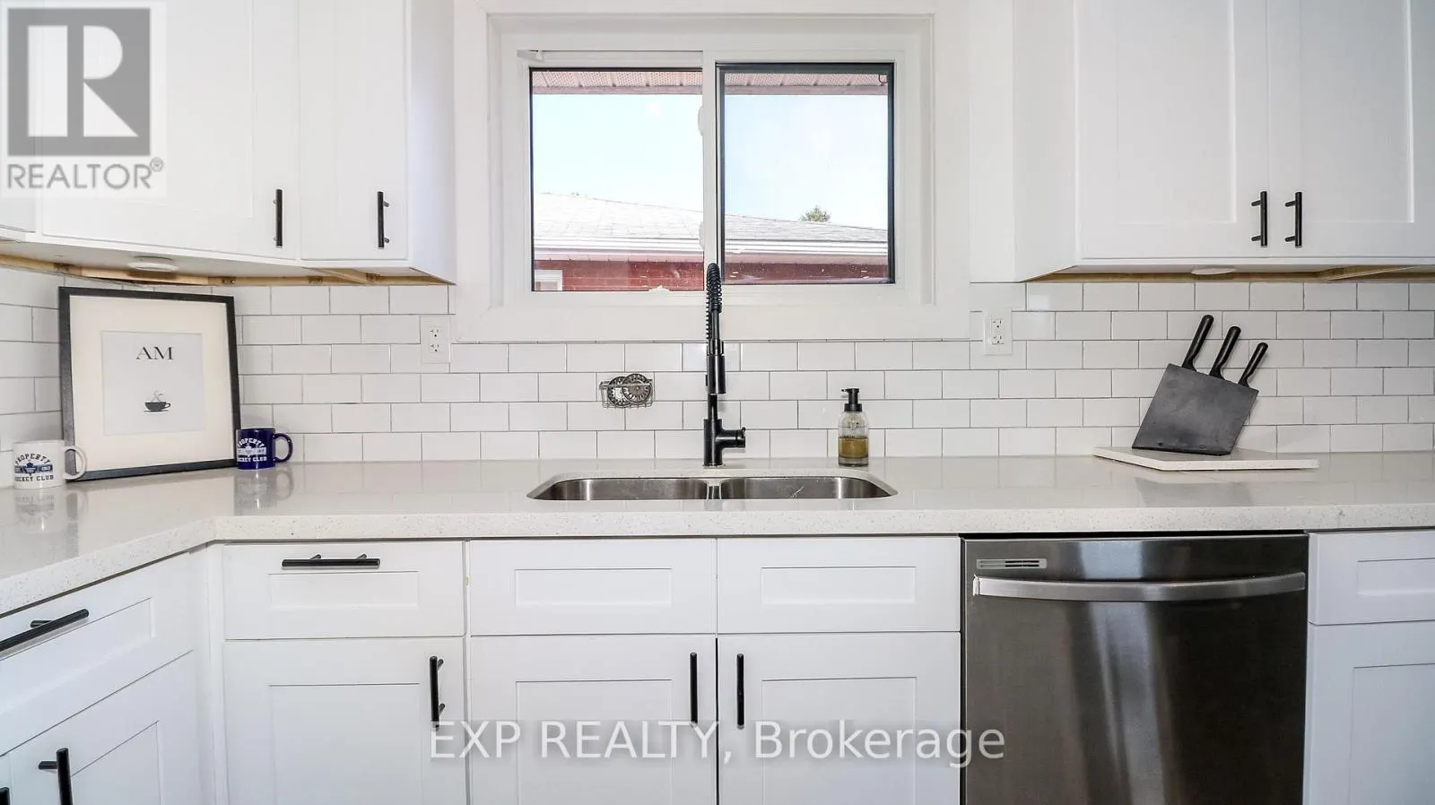 5 BOURGEOIS BEACH ROAD