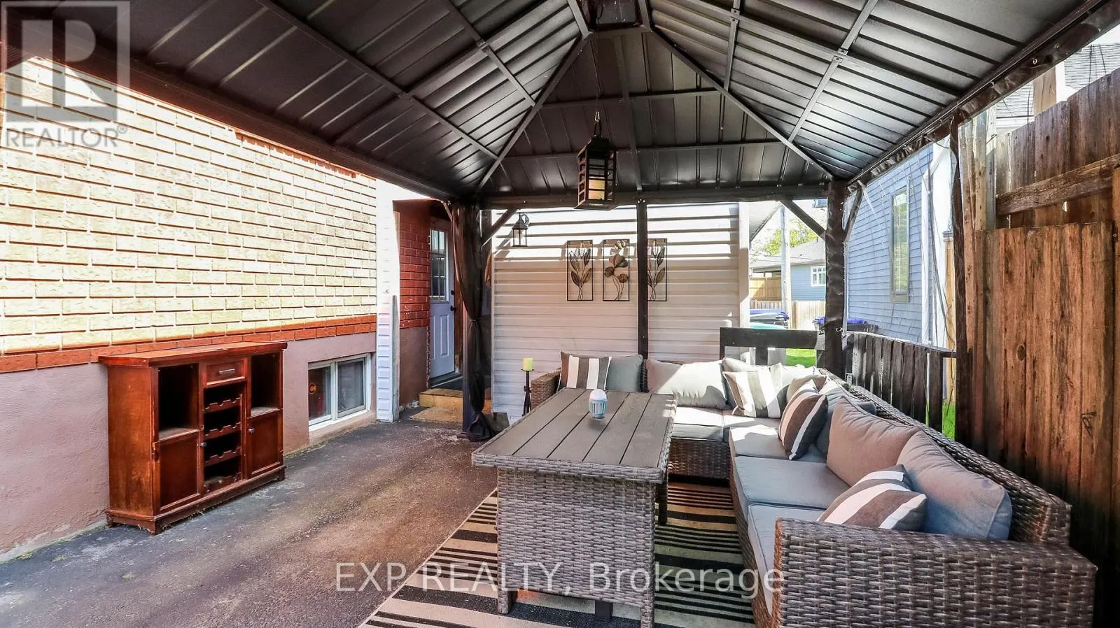 5 BOURGEOIS BEACH ROAD