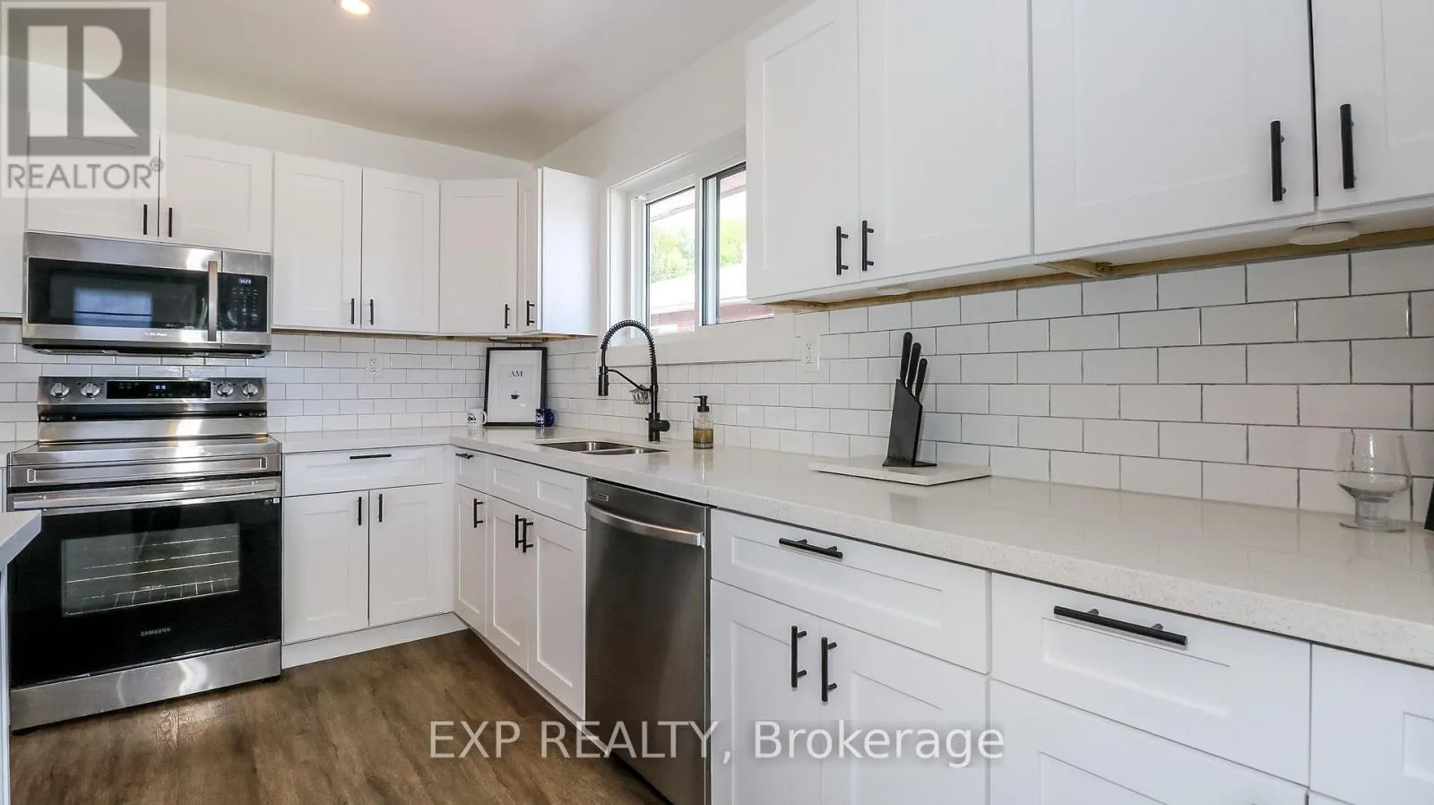 5 BOURGEOIS BEACH ROAD
