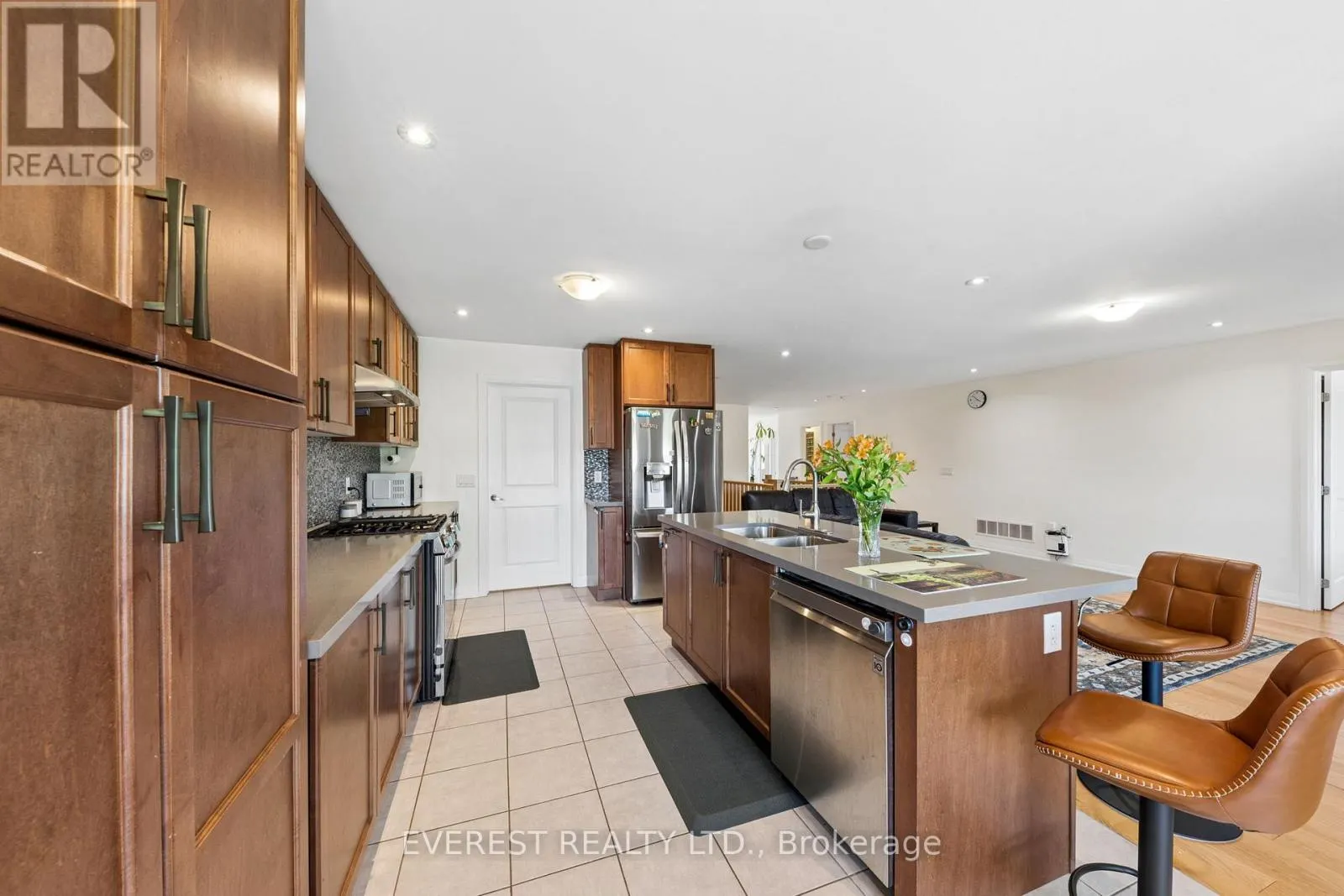 14 HEWSON STREET
