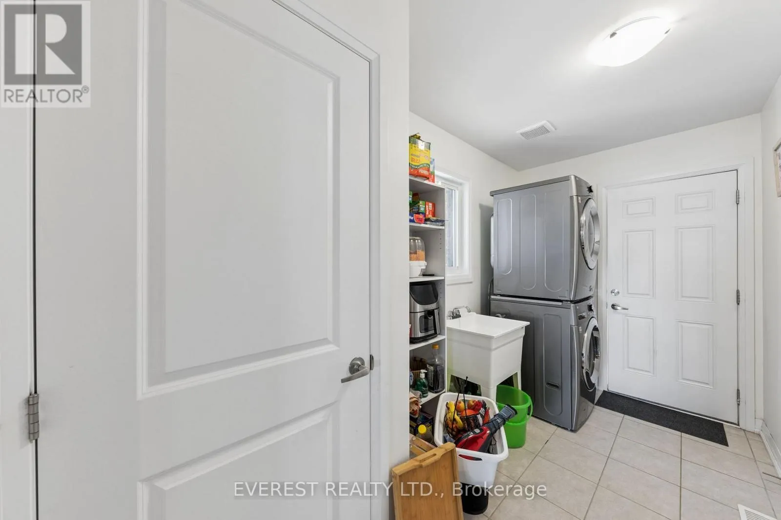 14 HEWSON STREET