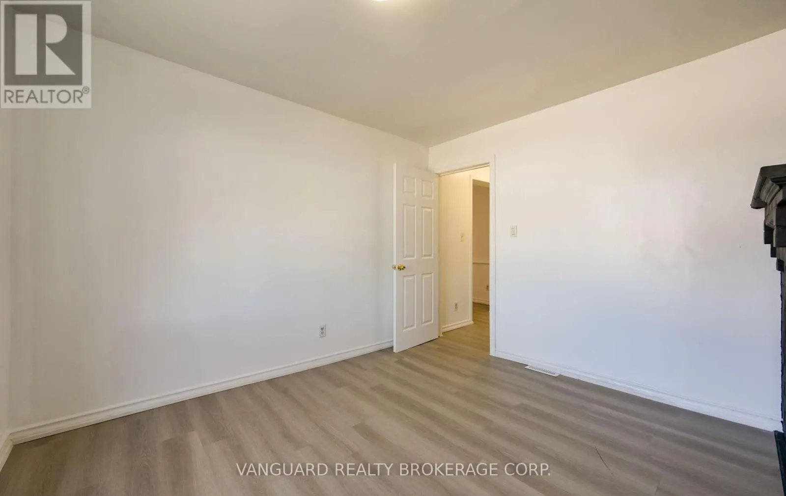 1 - 103 MULCASTER STREET