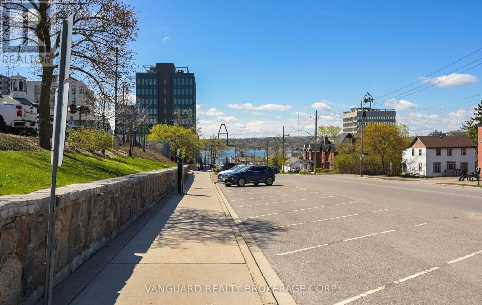 1 - 103 MULCASTER STREET