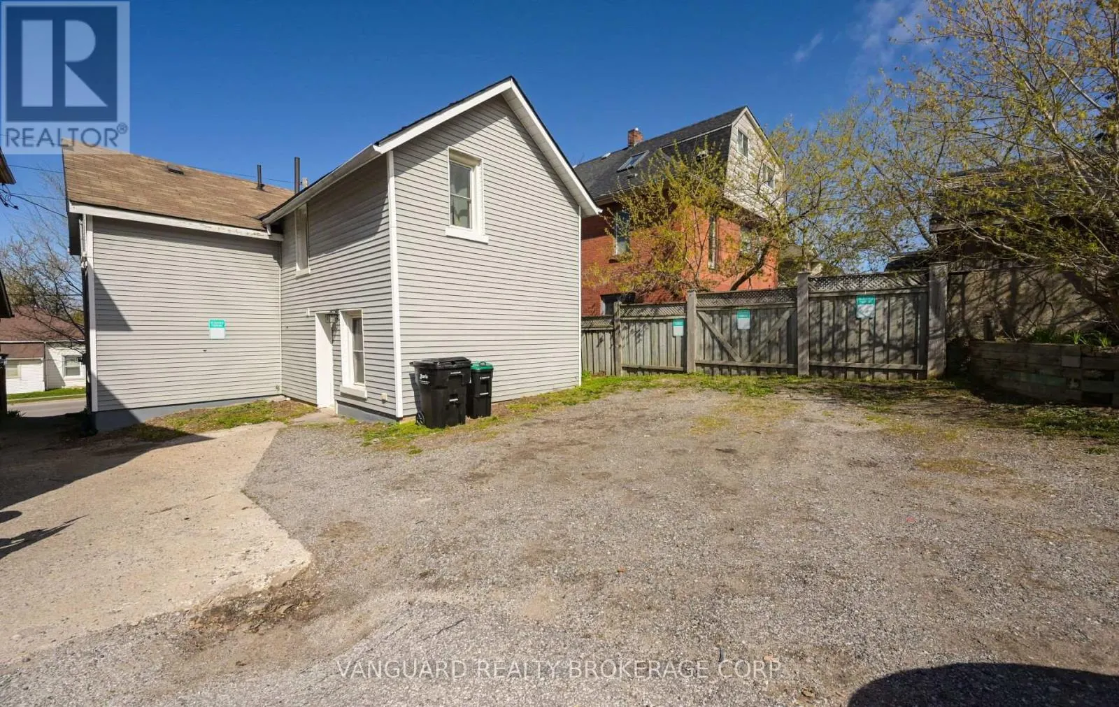 1 - 103 MULCASTER STREET