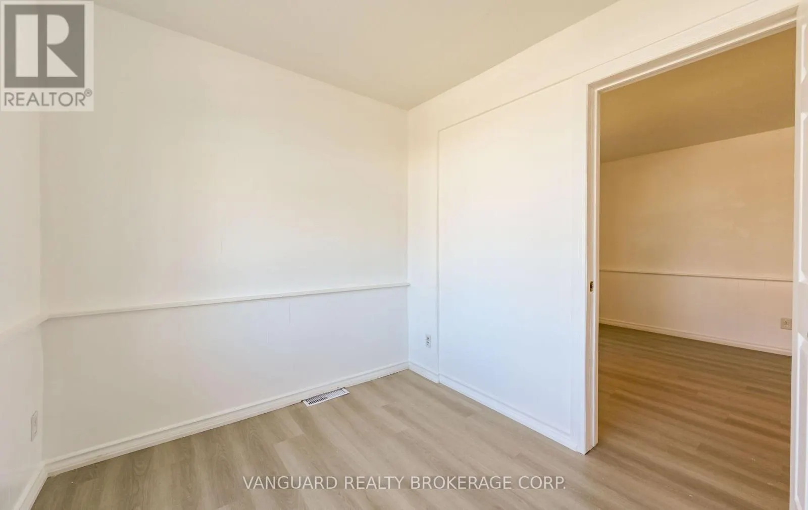 1 - 103 MULCASTER STREET