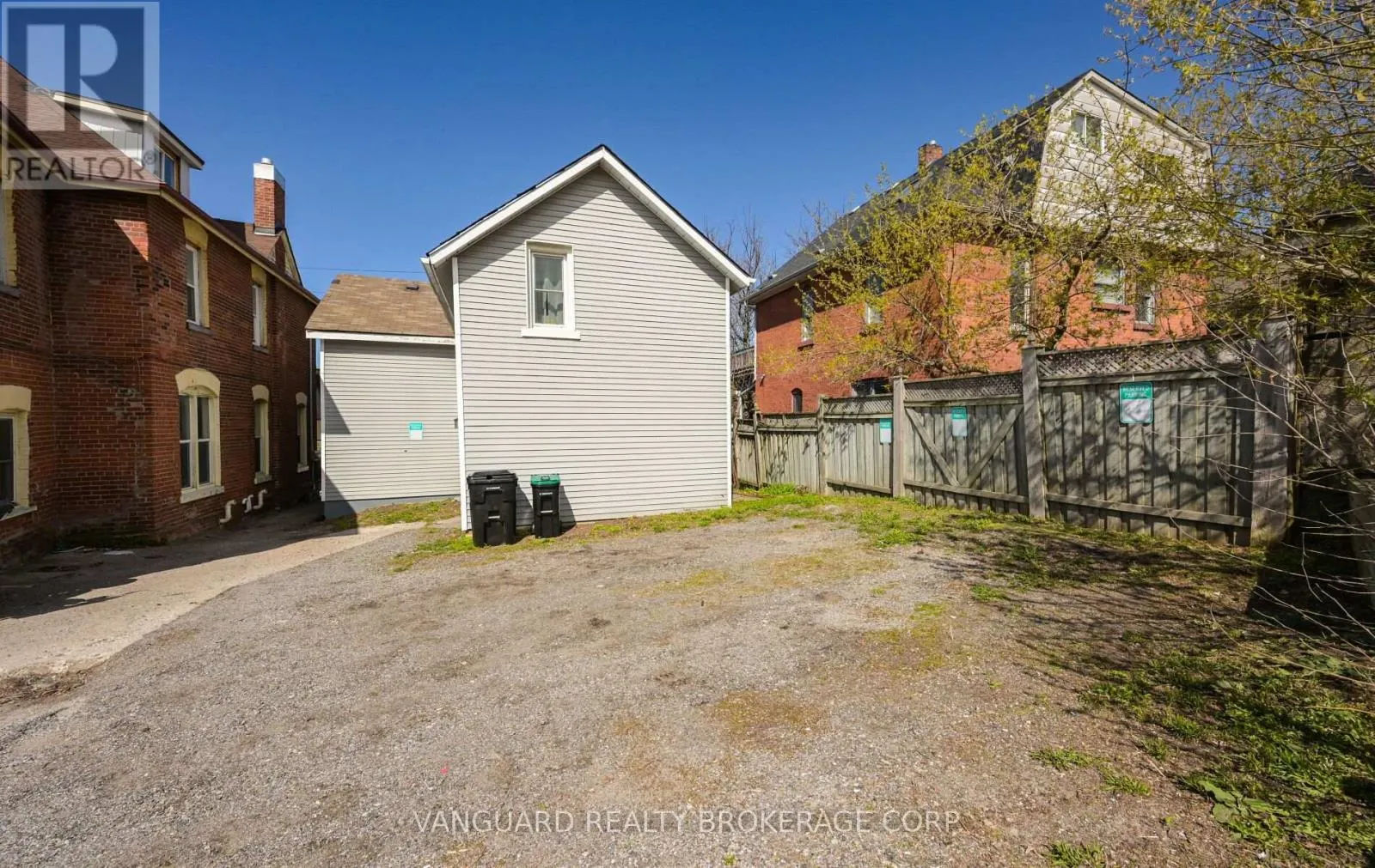 1 - 103 MULCASTER STREET