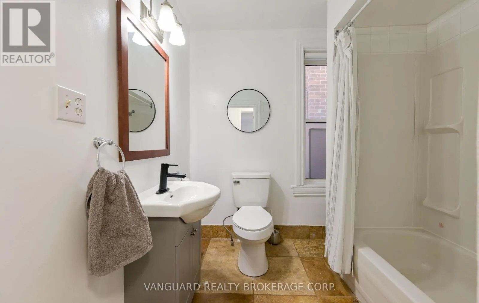 1 - 103 MULCASTER STREET