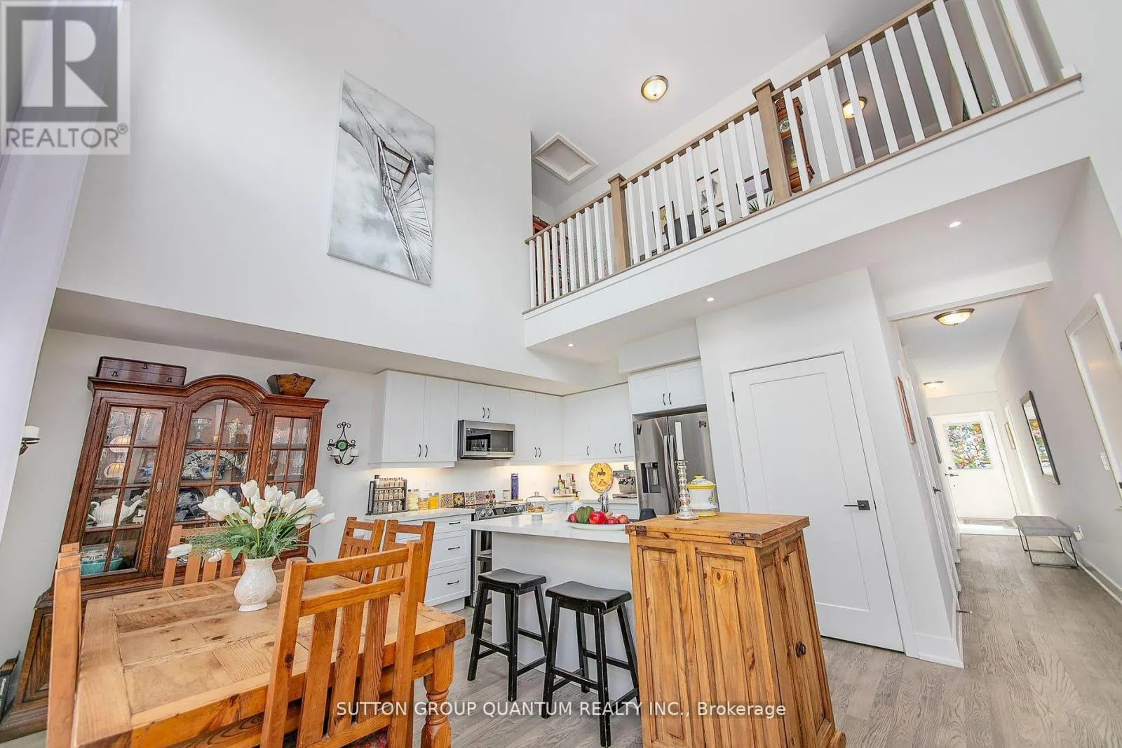 35 RUBY CRESCENT