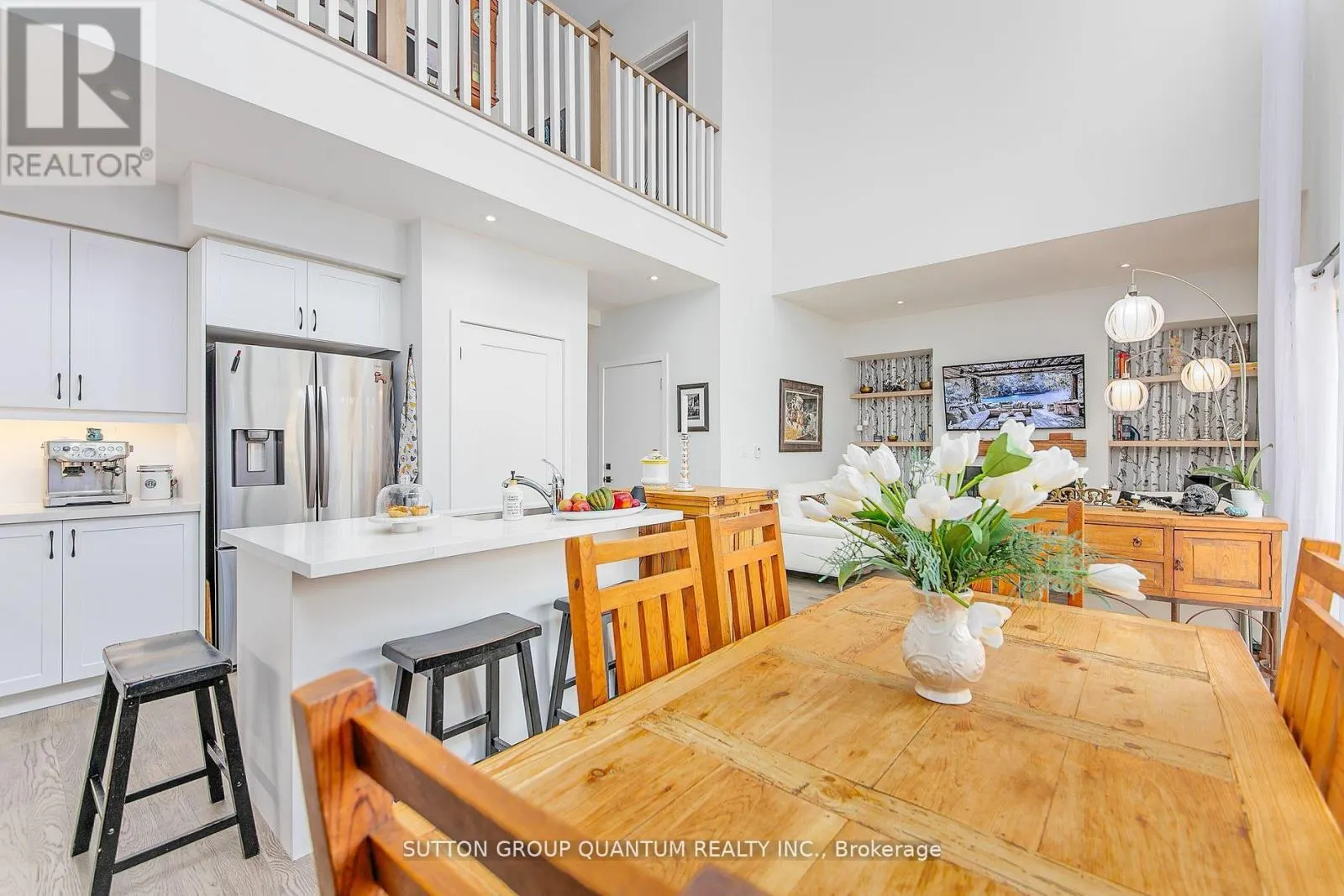 35 RUBY CRESCENT