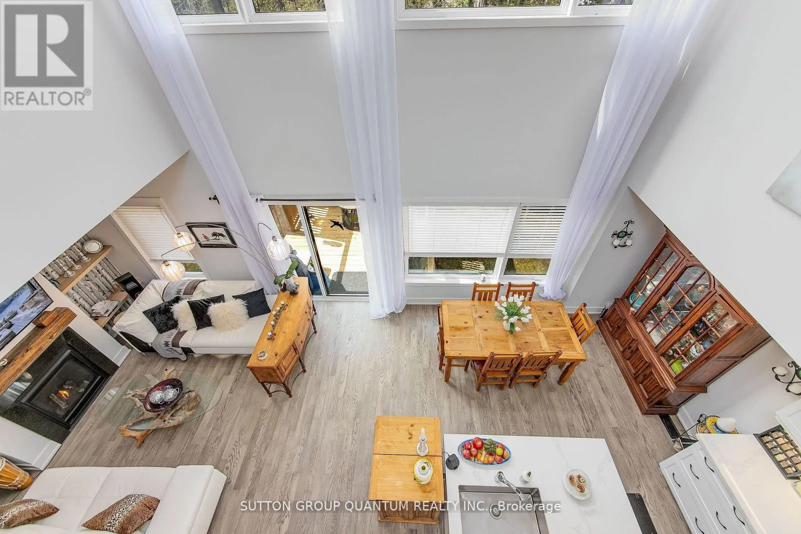 35 RUBY CRESCENT