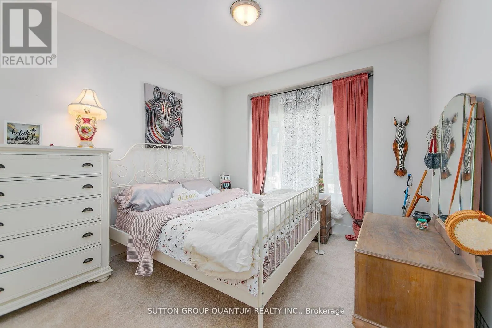 35 RUBY CRESCENT