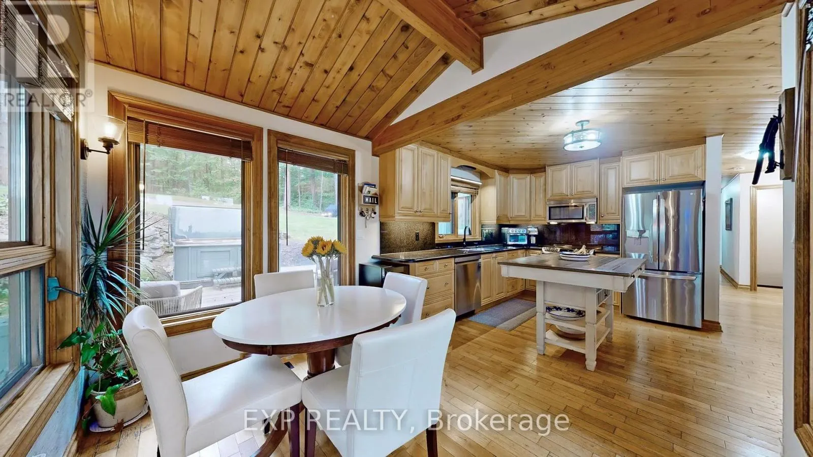 3413 FLAT RAPIDS LANE