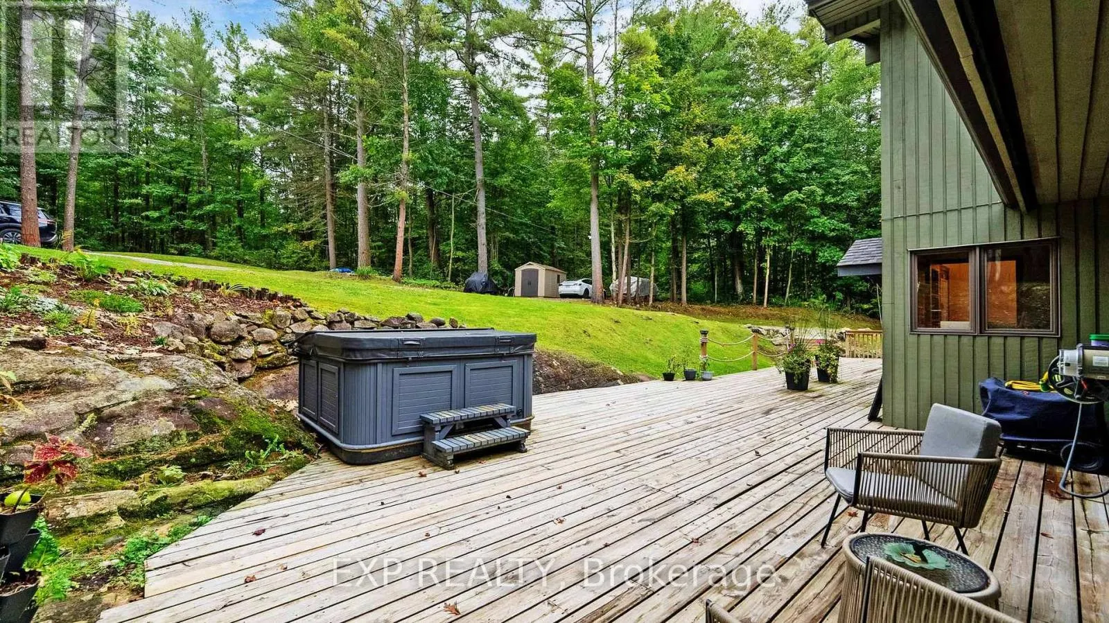3413 FLAT RAPIDS LANE