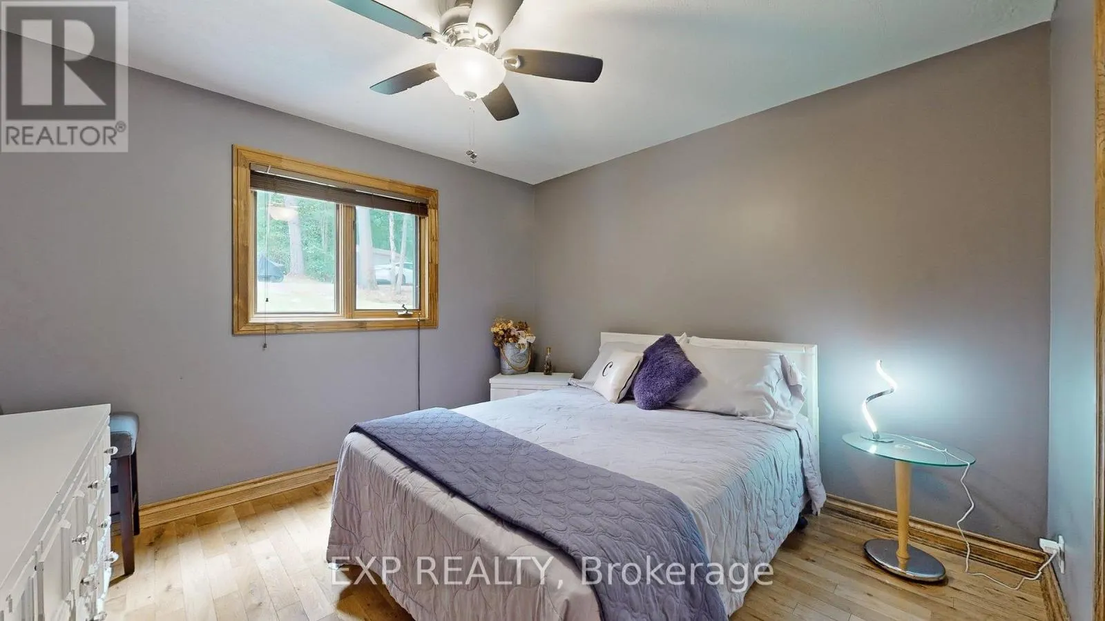 3413 FLAT RAPIDS LANE