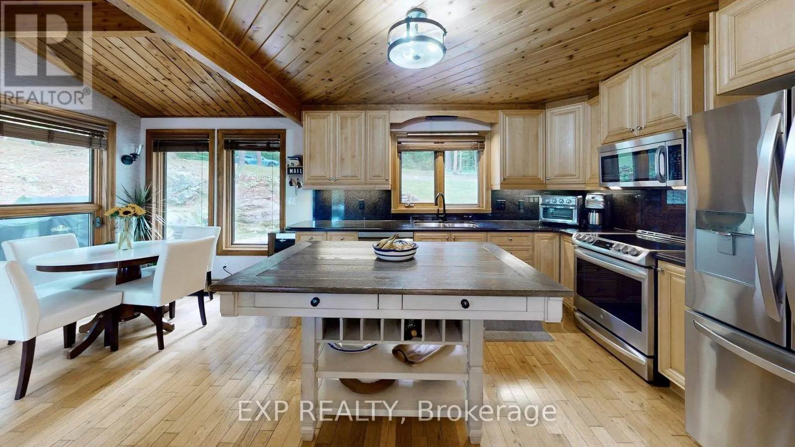 3413 FLAT RAPIDS LANE