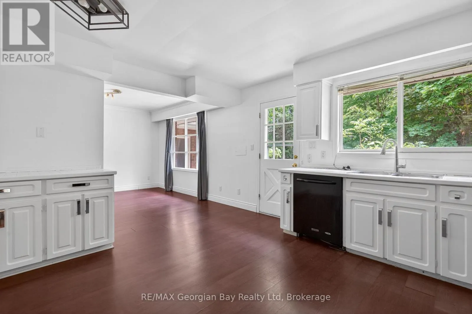 329 GLENBROOK DRIVE