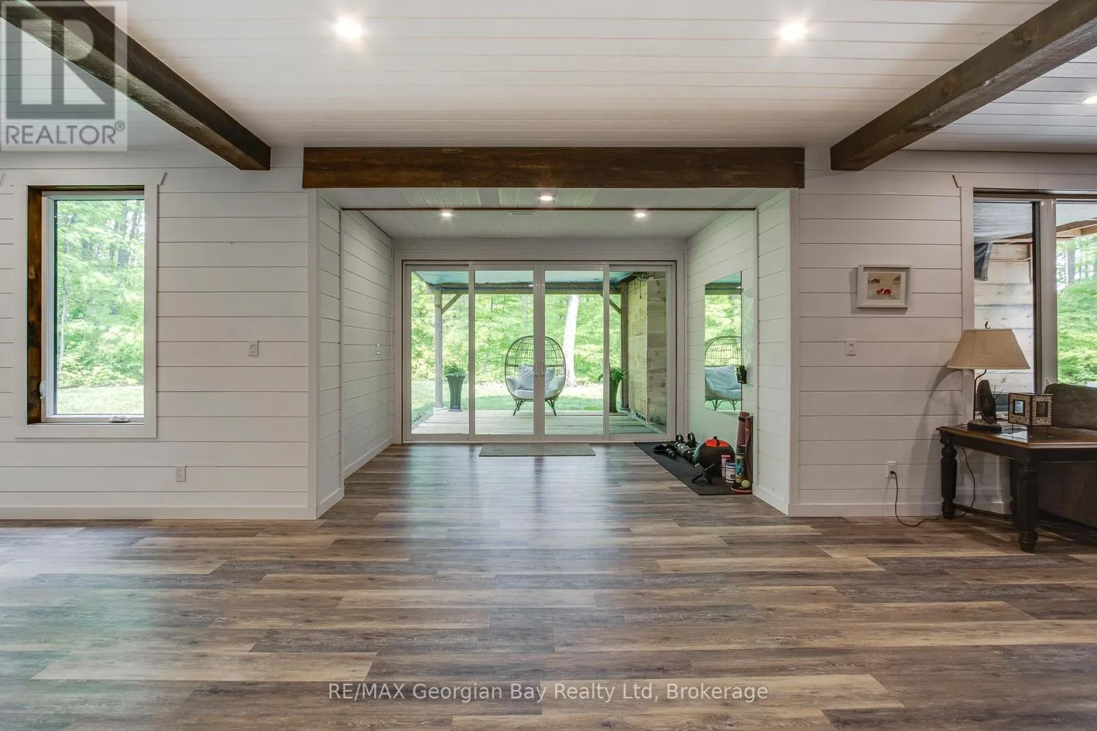 50 WINDERMERE CIRCLE