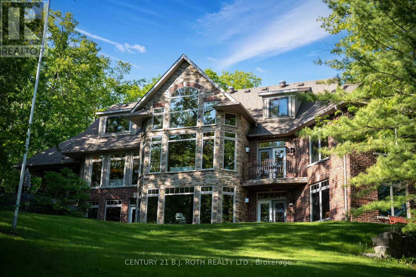 1 PIERCE COURT
