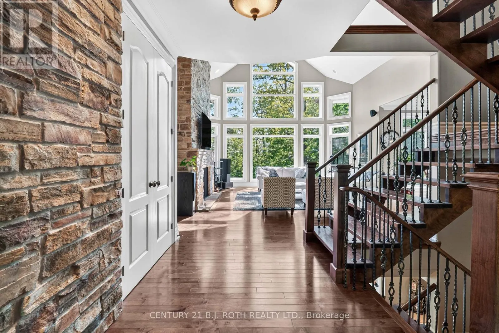 1 PIERCE COURT