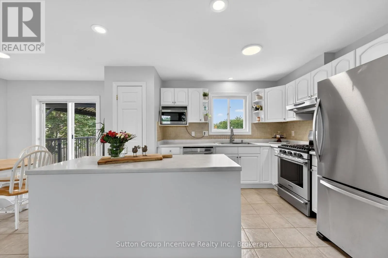 5 MARL CREEK DRIVE