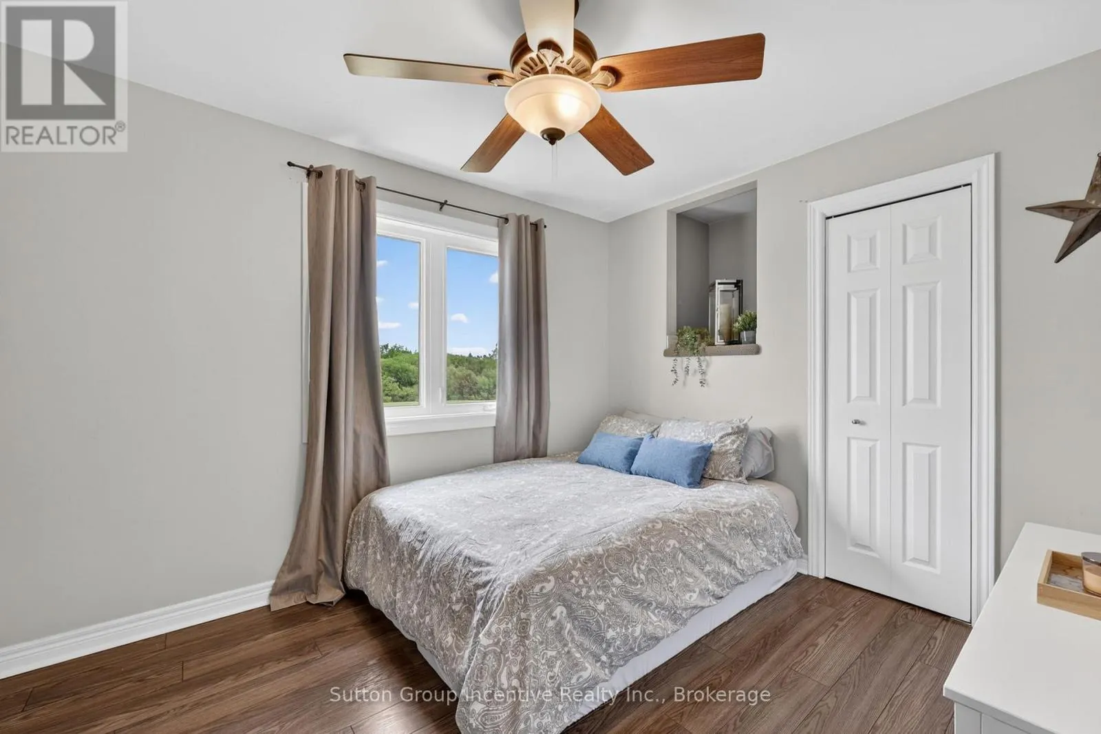 5 MARL CREEK DRIVE